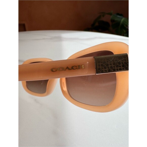 Coach HC8299 L1142 Milky Beige Oversized Sunglasses 56-17-140 main image 8